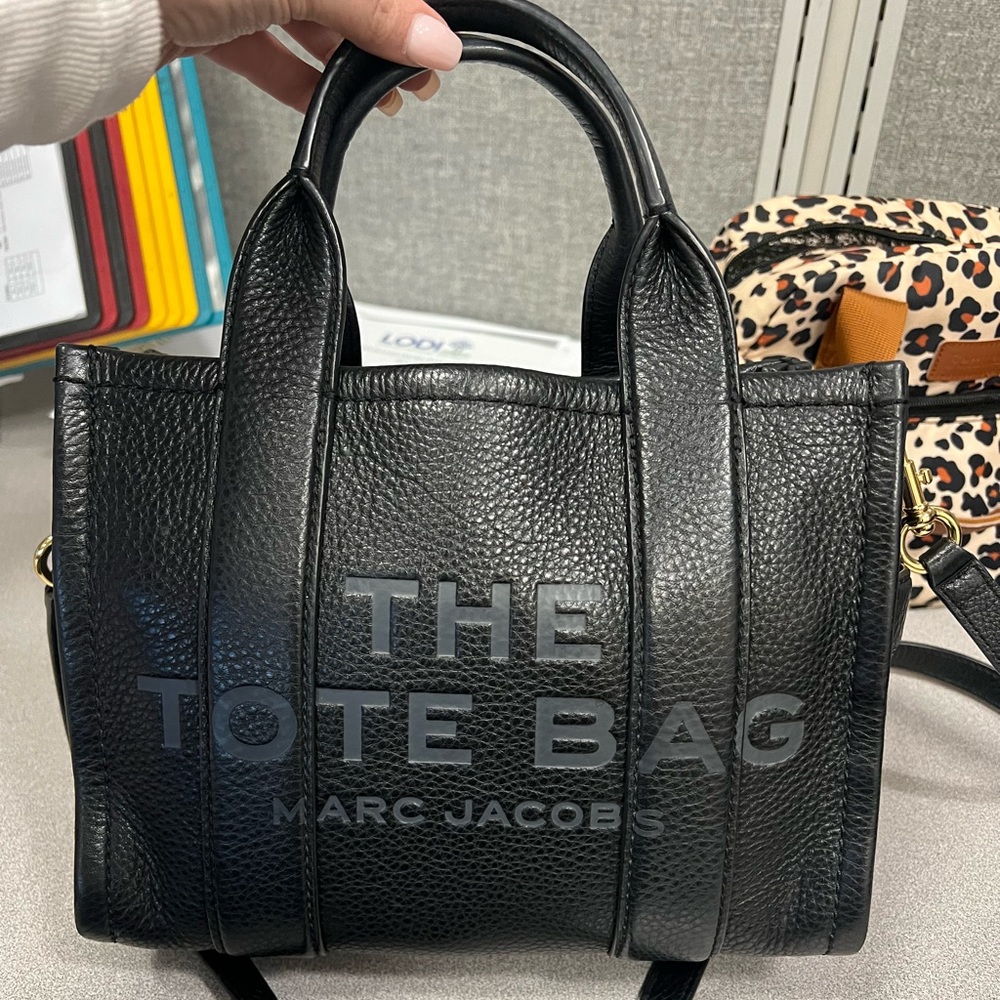 The Tote Bag- black leather | Small